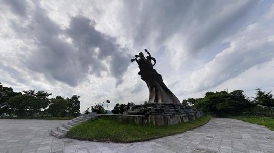 Памятник Тань Зёнг